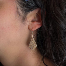 Load image into Gallery viewer, Arabesque Earrings
